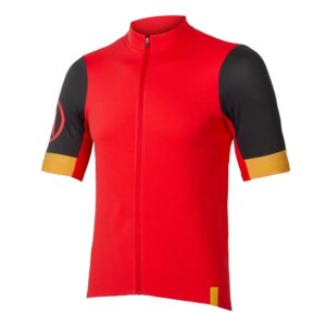 Endura FS260 Short Sleeve Jersey in Pomegranate
