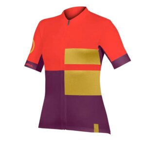 Endura Women's FS260 Short Sleeve Jersey in Pomegranate